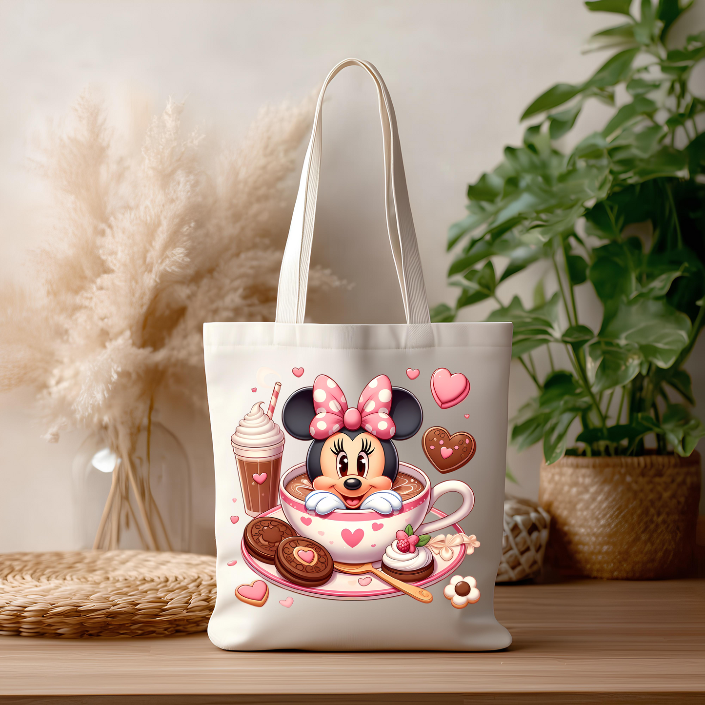 Minnie! Cup!